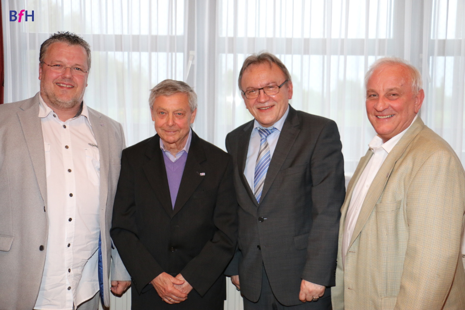 Landrat Erich Pipa besucht die BfH