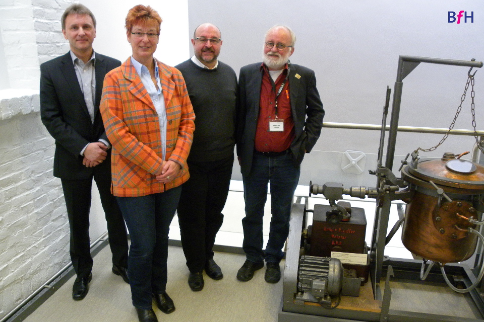 BfH-Innenstadt-Ortsbeiräte bei Heraeus