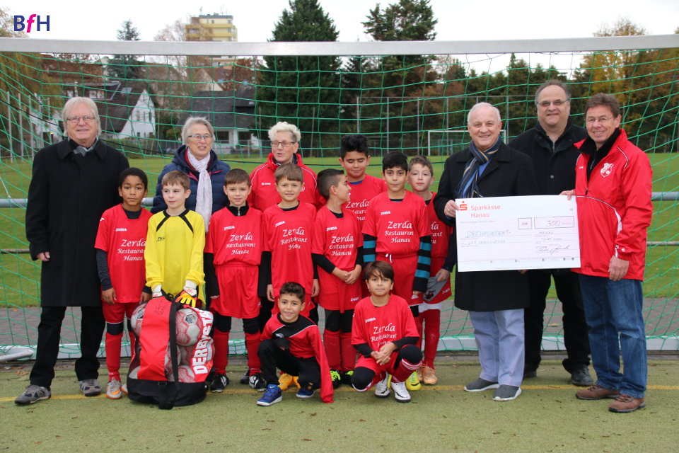 BfH unterst&uuml;tzt Jugendarbeit beim VfR Kesselstadt